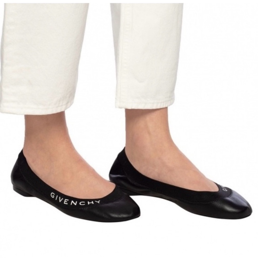 Givenchy Black Leather Logo Ballet Flats